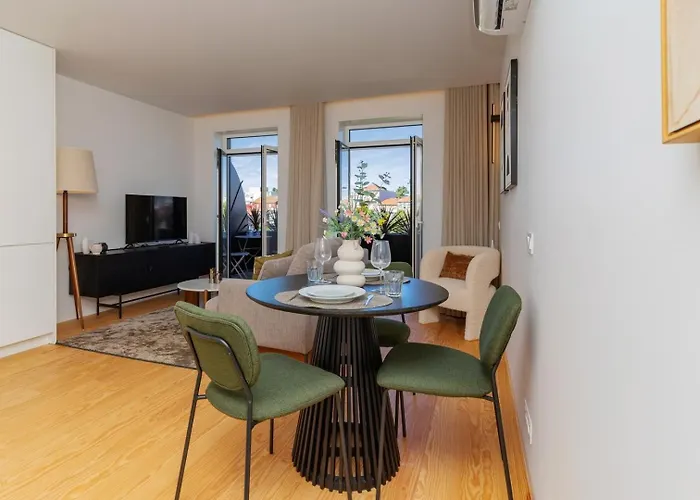 Modern With Private Balcony In The Center Appartement