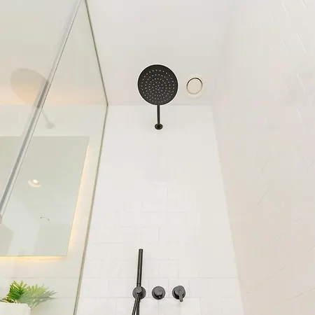 Apartament Modern With Private Balcony In The Center *
