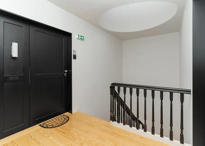 Modern With Private Balcony In The Center Apartment Porto