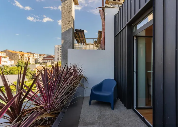 شقة Modern With Private Balcony In The Center